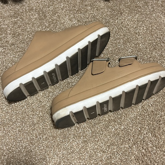 J/Slides - Beach Slides Sz 9 - Picture 2 of 3